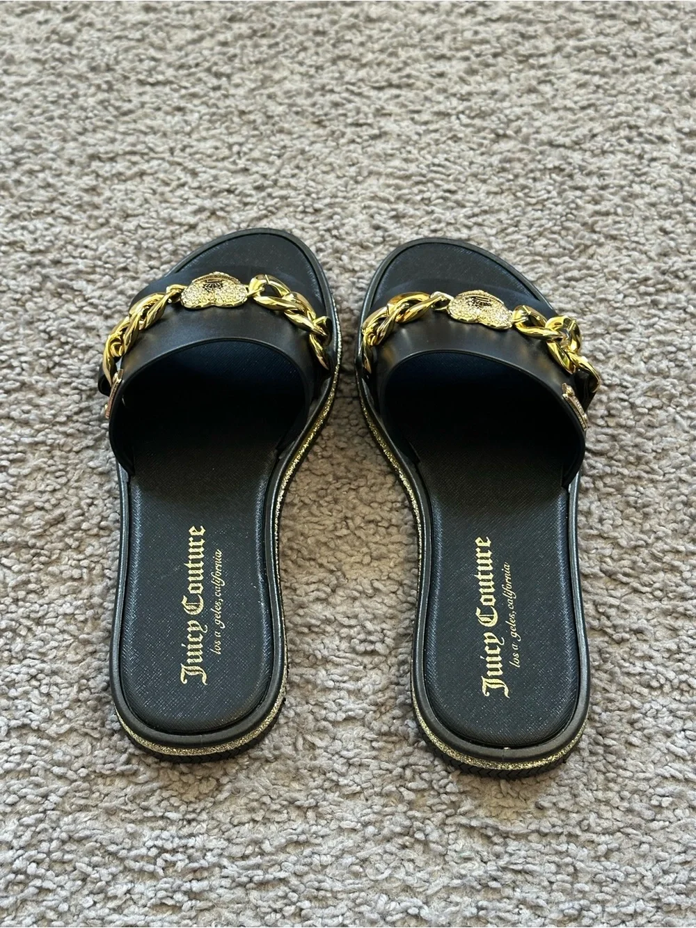 Juicy Couture Black Slide Yizzy Sandals with Gold Chain Accent size 5